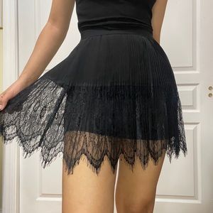 Lace high waisted  mini skirt